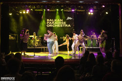 Concert de la Balkan Paradise Orchestra a la sala Luz de Gas (Barcelona) 